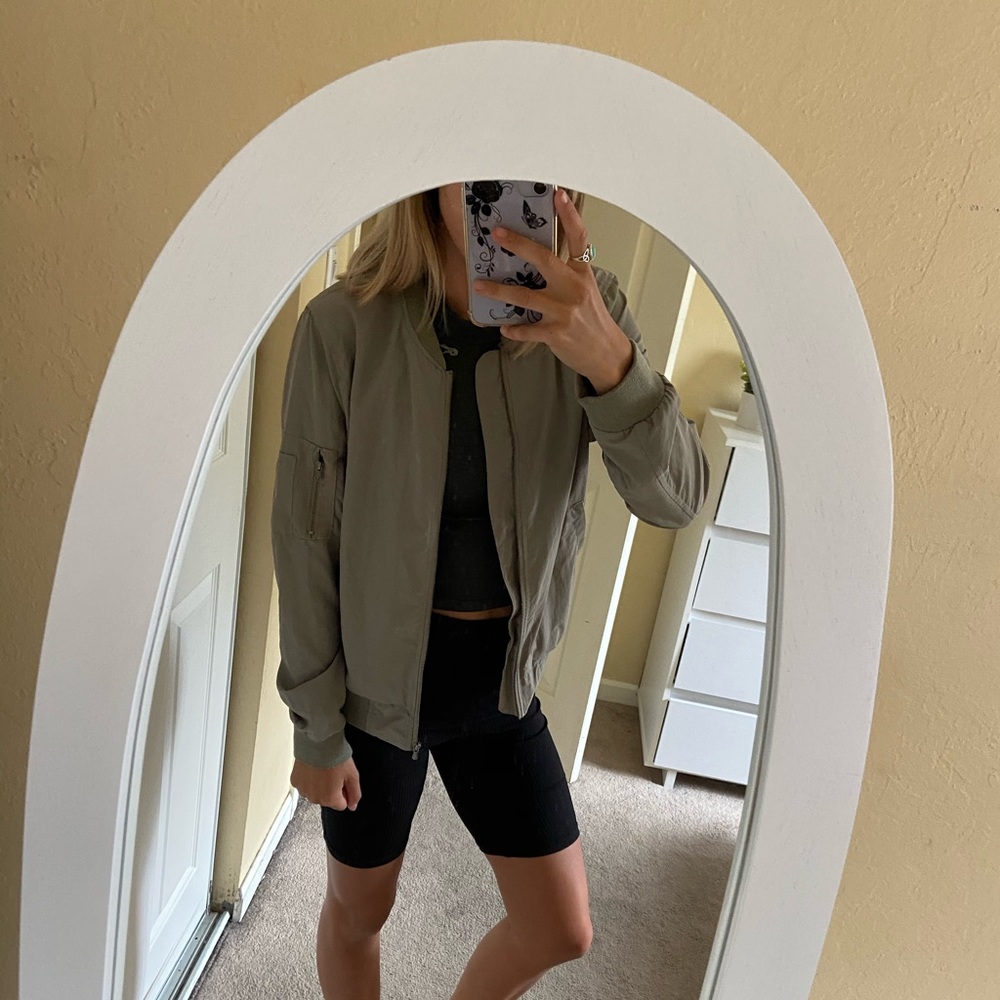 Bomber jacket